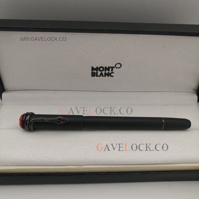 Copy Rouge Et Noir All Black Rollerball / Mont Blanc Pens Snake Clip